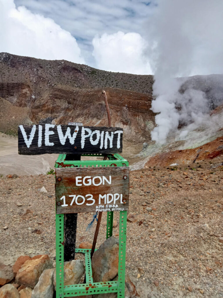 smoke on top of Egon volcano