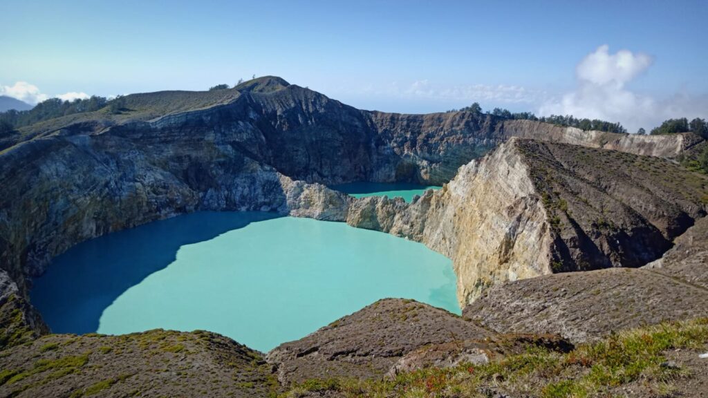 Flores Safari - Discover Flores island with Santai Divers